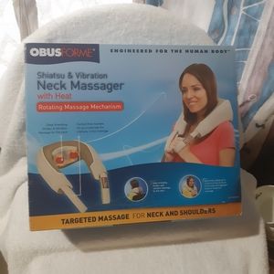 Shiatsu Neck Massager with Vibration and Heat by ObusForme